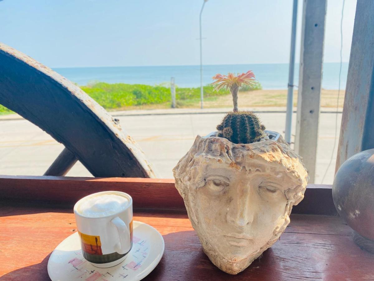The Sunrise Beach Cafe And Guesthouse Ban Tha Khoi Екстер'єр фото